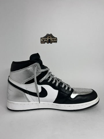 Women's Air Jordan 1 - "Silver Toe" (2021)