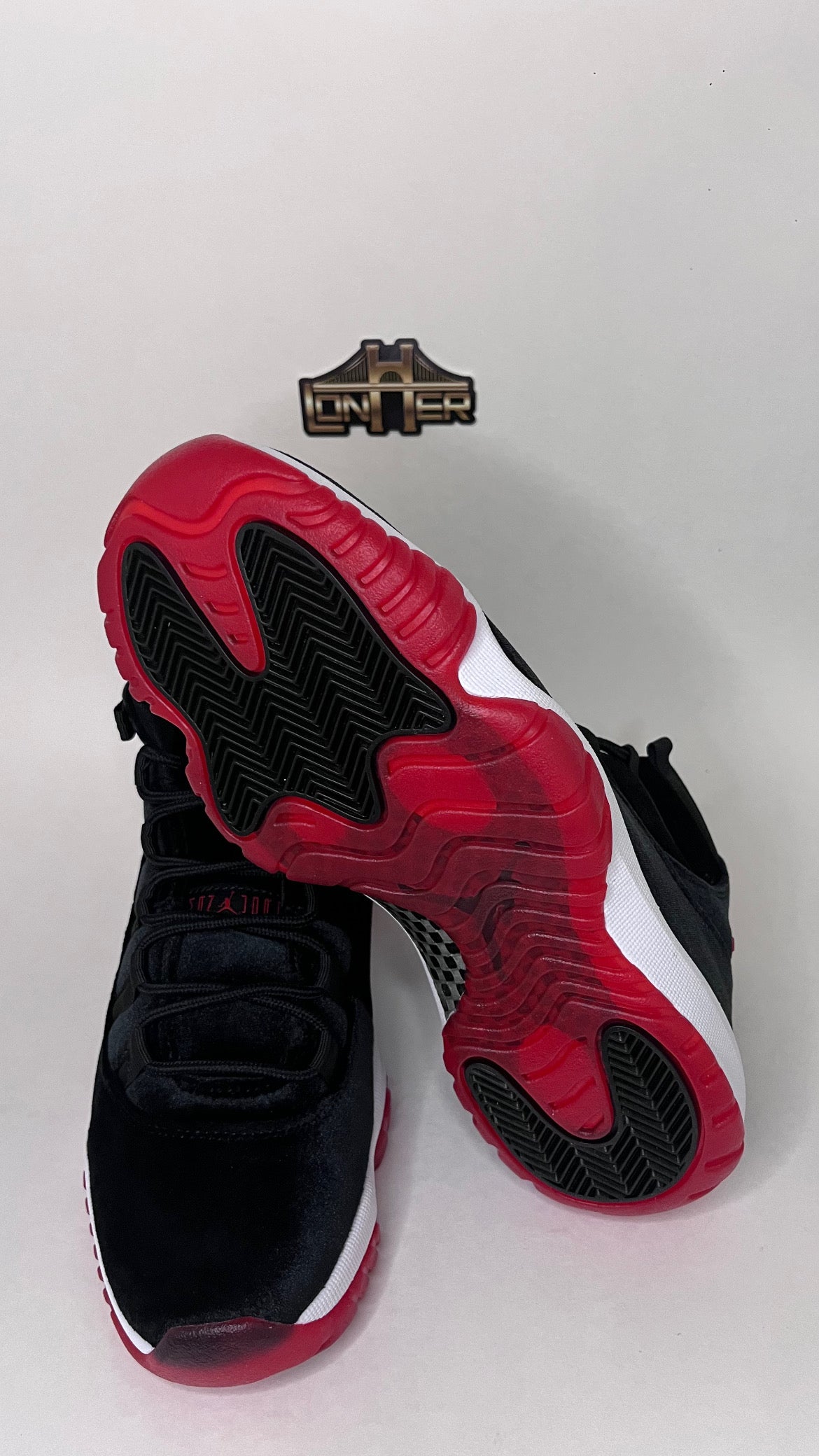 Women's Air Jordan 11 - "Bred Velvet" (2024)
