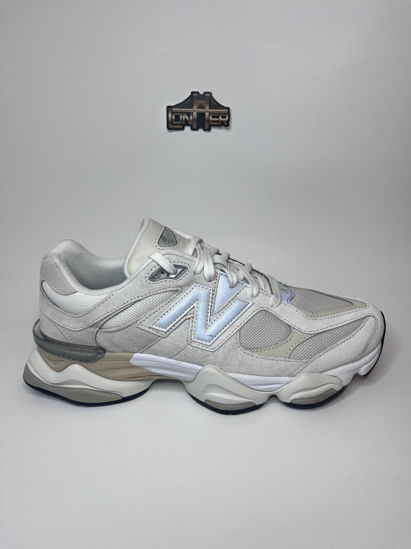 Women's New Balance 9060 - "Sea Salt w/ Moonbeam & Turtledove"
